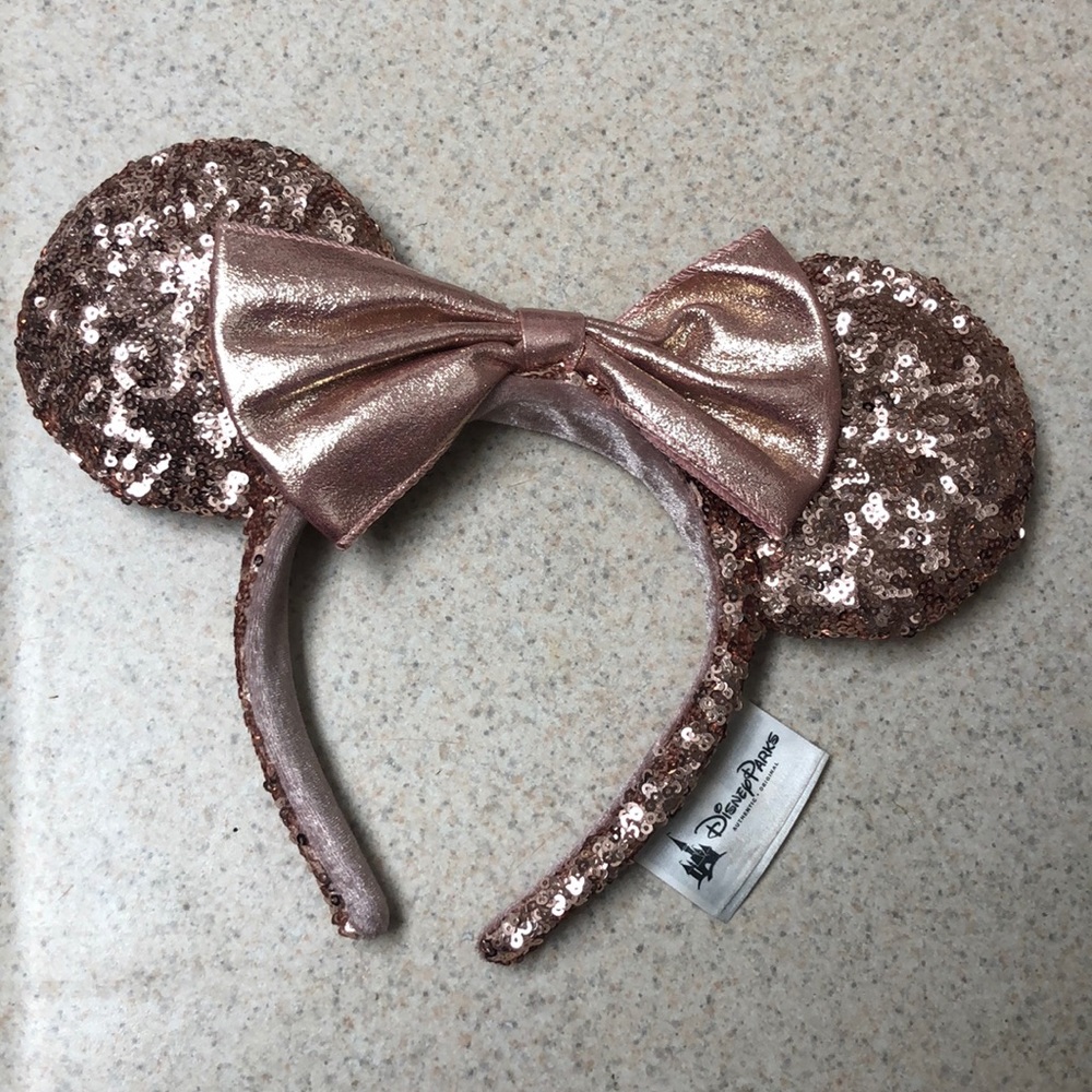 Disney Parks rose gold Minnie ears